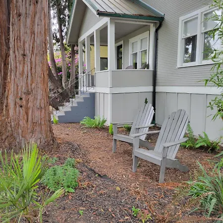 Villa Modern Craftsman Garden Patio In Georgetown à Seattle Extérieur photo